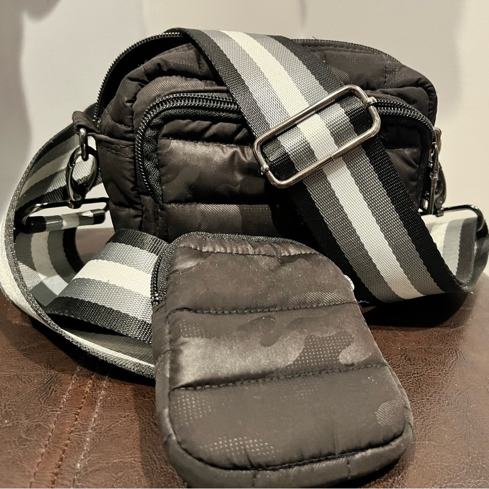 Think royln venture black camo